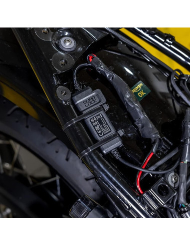 Adaptateur intelligent Quad-Lock Etanche 12V vers USB