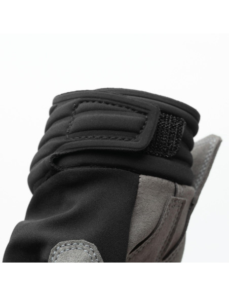 Gants été T.UR G-Six Pro Noir / Jaune Fluo Gants été T.UR G-Six Pro Noir / Jaune Fluo