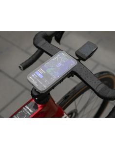Housse Protection Quad-Lock Poncho iPhone 16 2